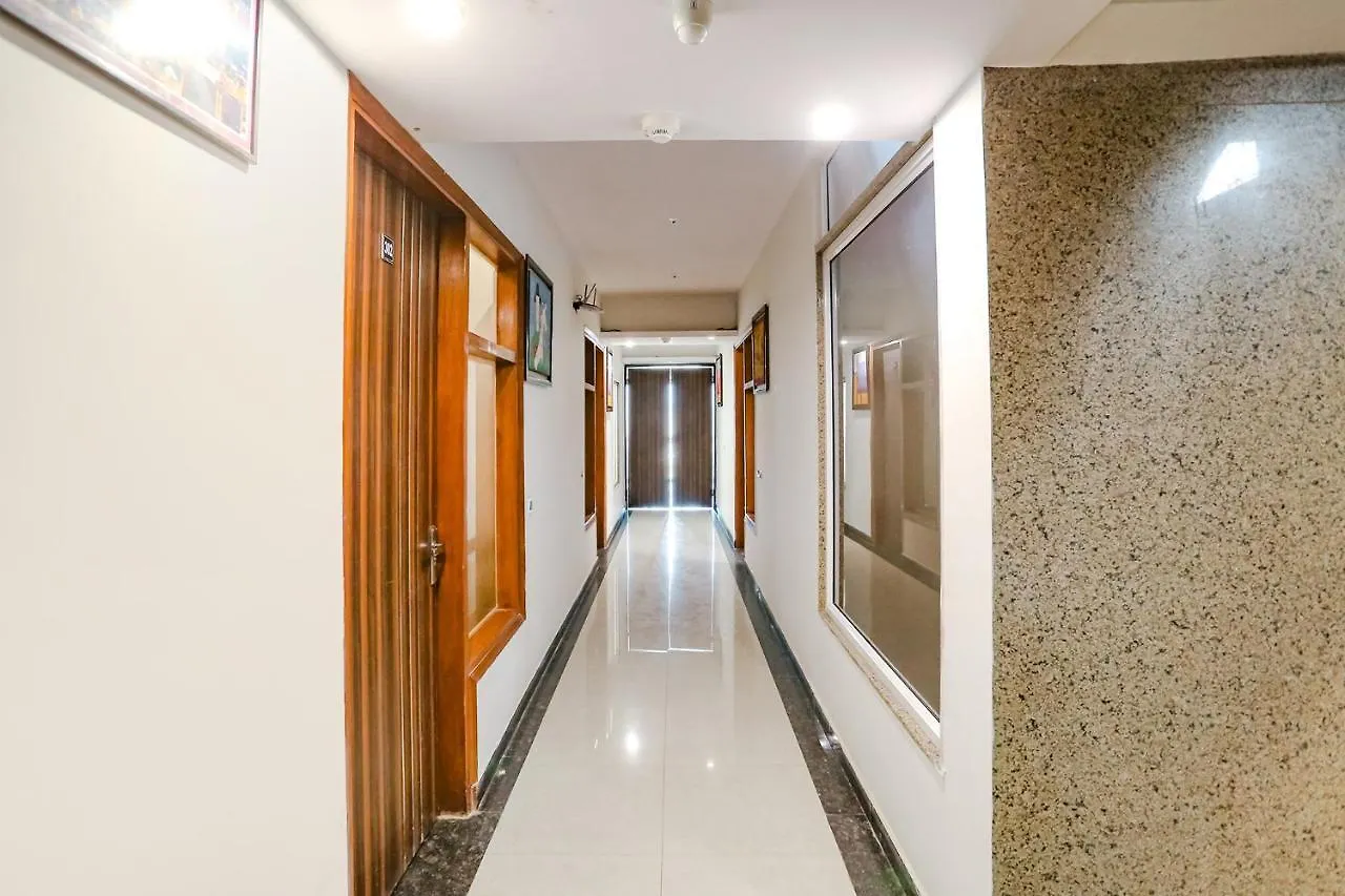 Hotel Fabhotel The Gross Infinity New Delhi