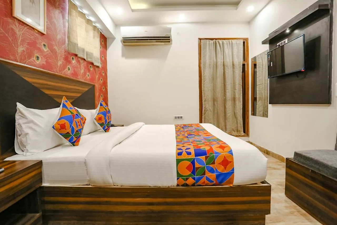 Fabhotel The Gross Infinity New Delhi